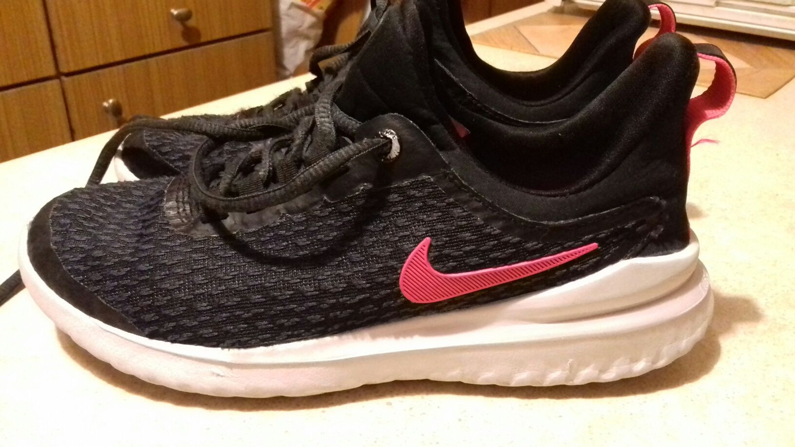 Nike rozmiar 35,5 dl wkładki 22,5 cm