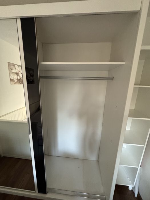 Szafa dwudrzwiowa przesówna dwa lustra