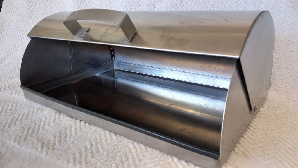 Caixa de pão em inox
