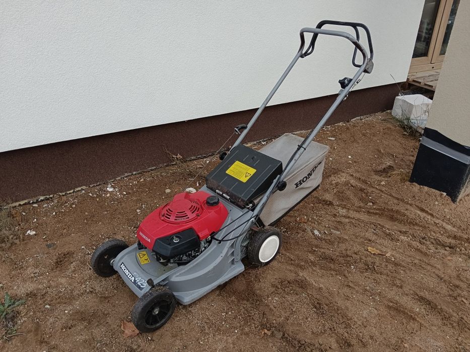 Kosiarka spalinowa HONDA HRB423 napęd 4.5KM 42cm