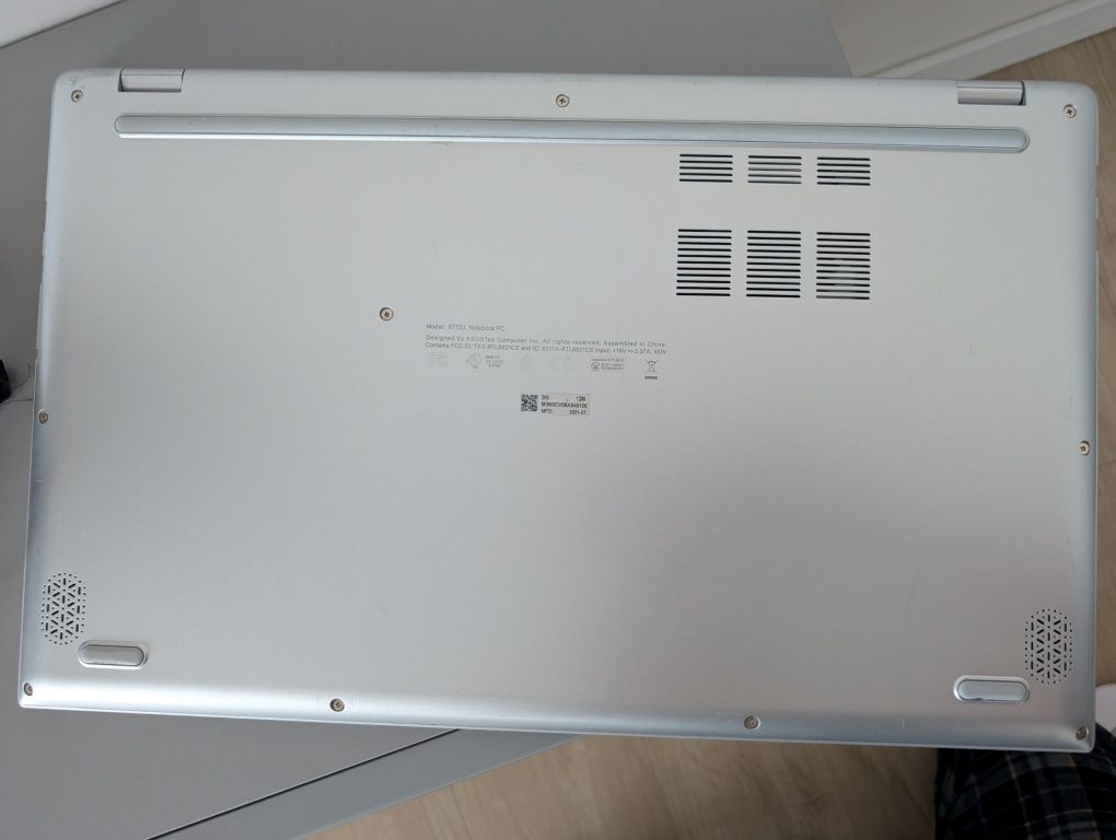 Ноутбук 17.3" Asus VivoBook X712J  i7-1065G7 / 16 GB DDR4 / 512 GB SSD