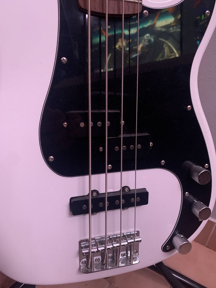 Fender Squier Precision Bass