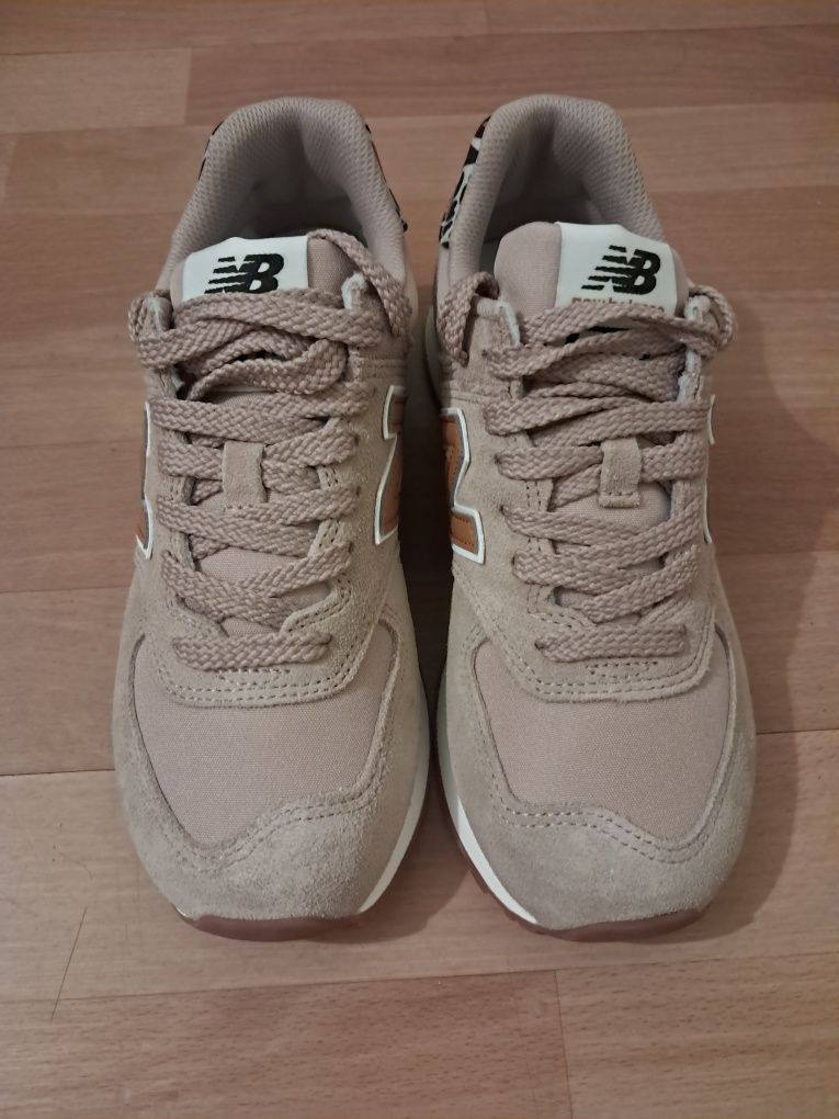 DAMSKIE SNEAKERSY. New Balance.. Panterka