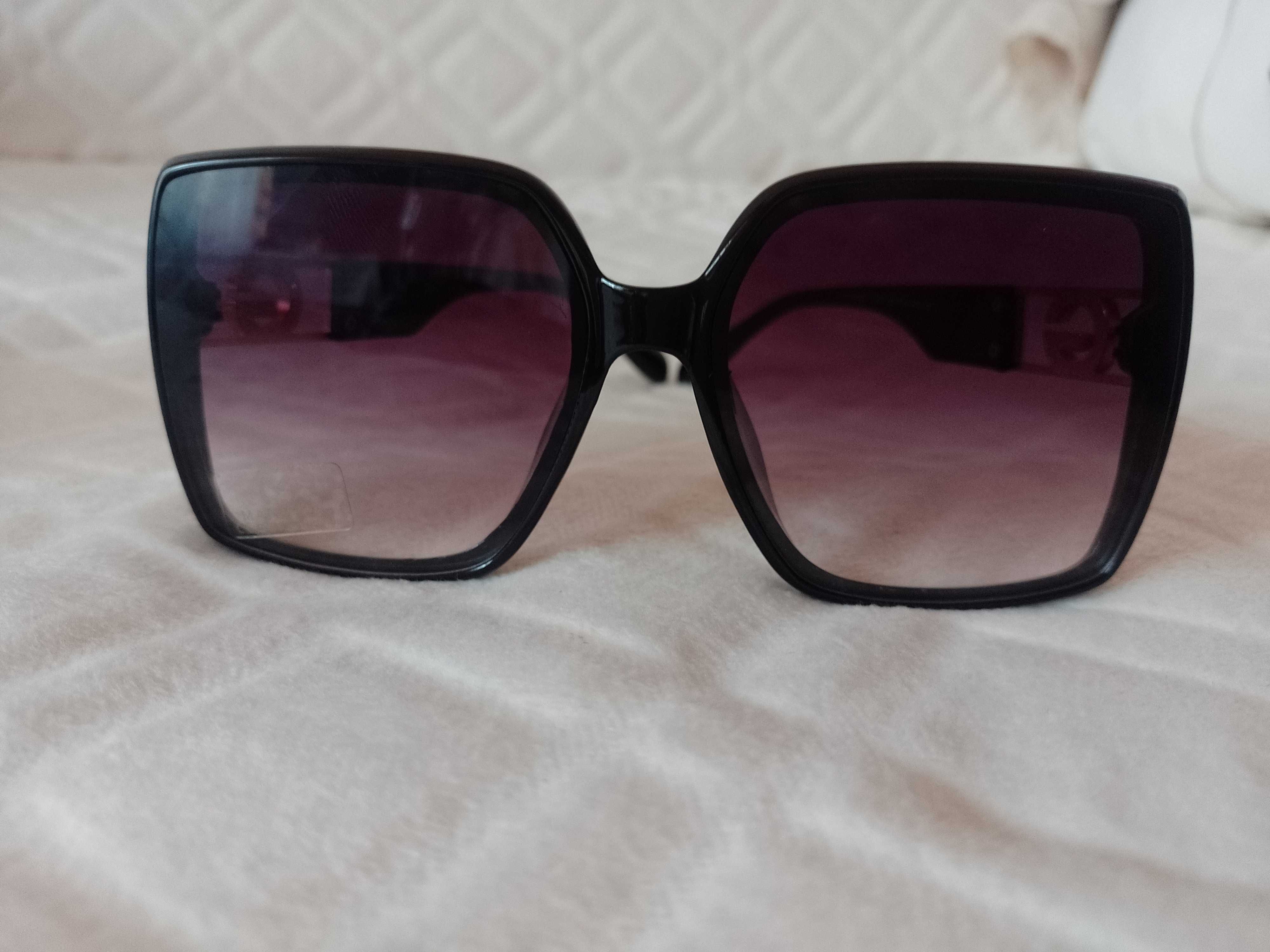 Czarne, bogato zdobione okulary przeciwsłoneczne, NOWE