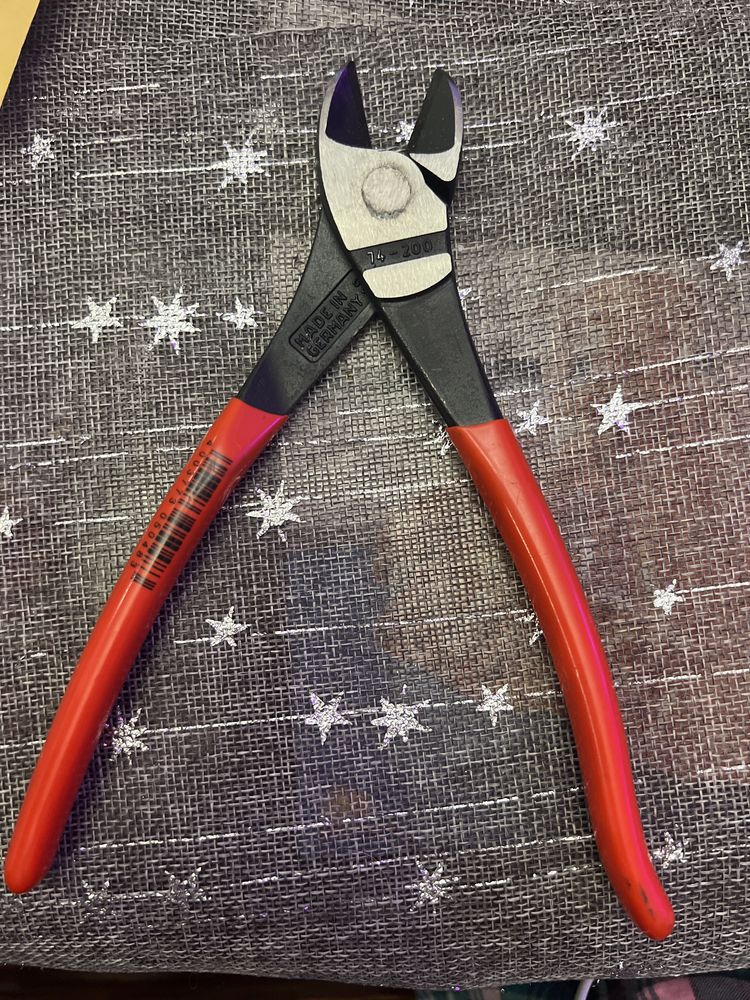 KNIPEX  кусачки  новые без упаковки германия