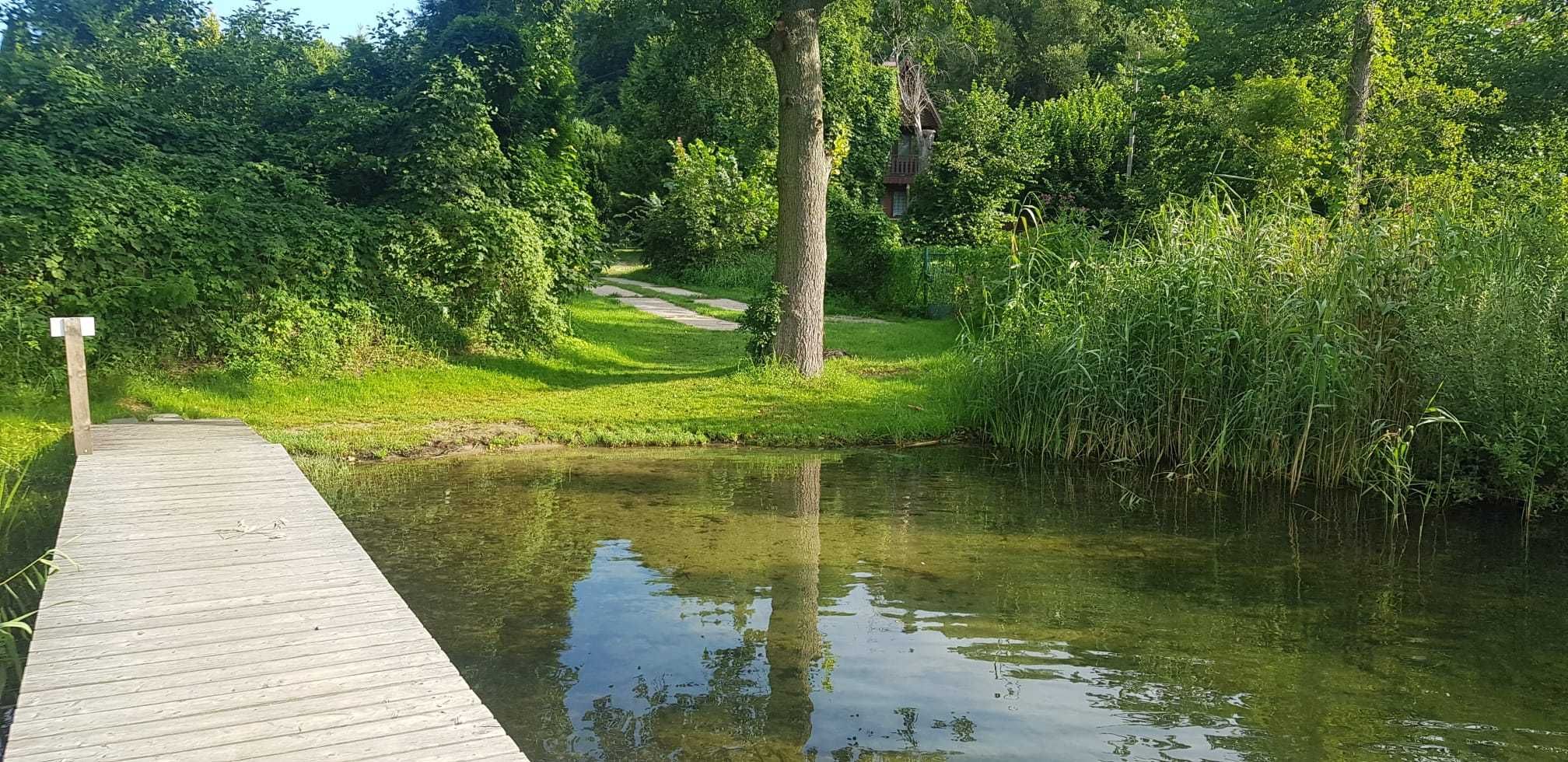 domek letniskowy nad jeziorem Wulpińskim, łódka do dyspozycji Gości