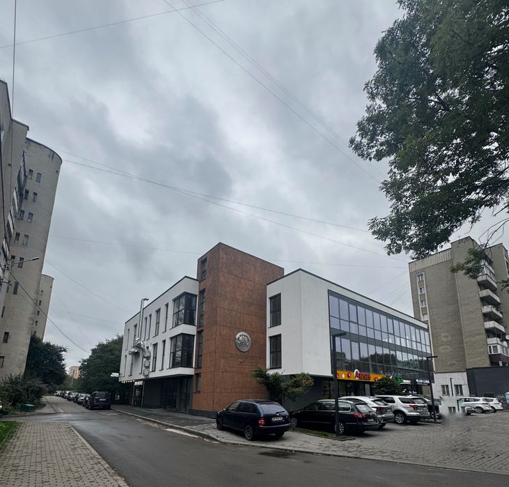 Продаж/оренда комерційного приміщення по вул. Вовчинецькій