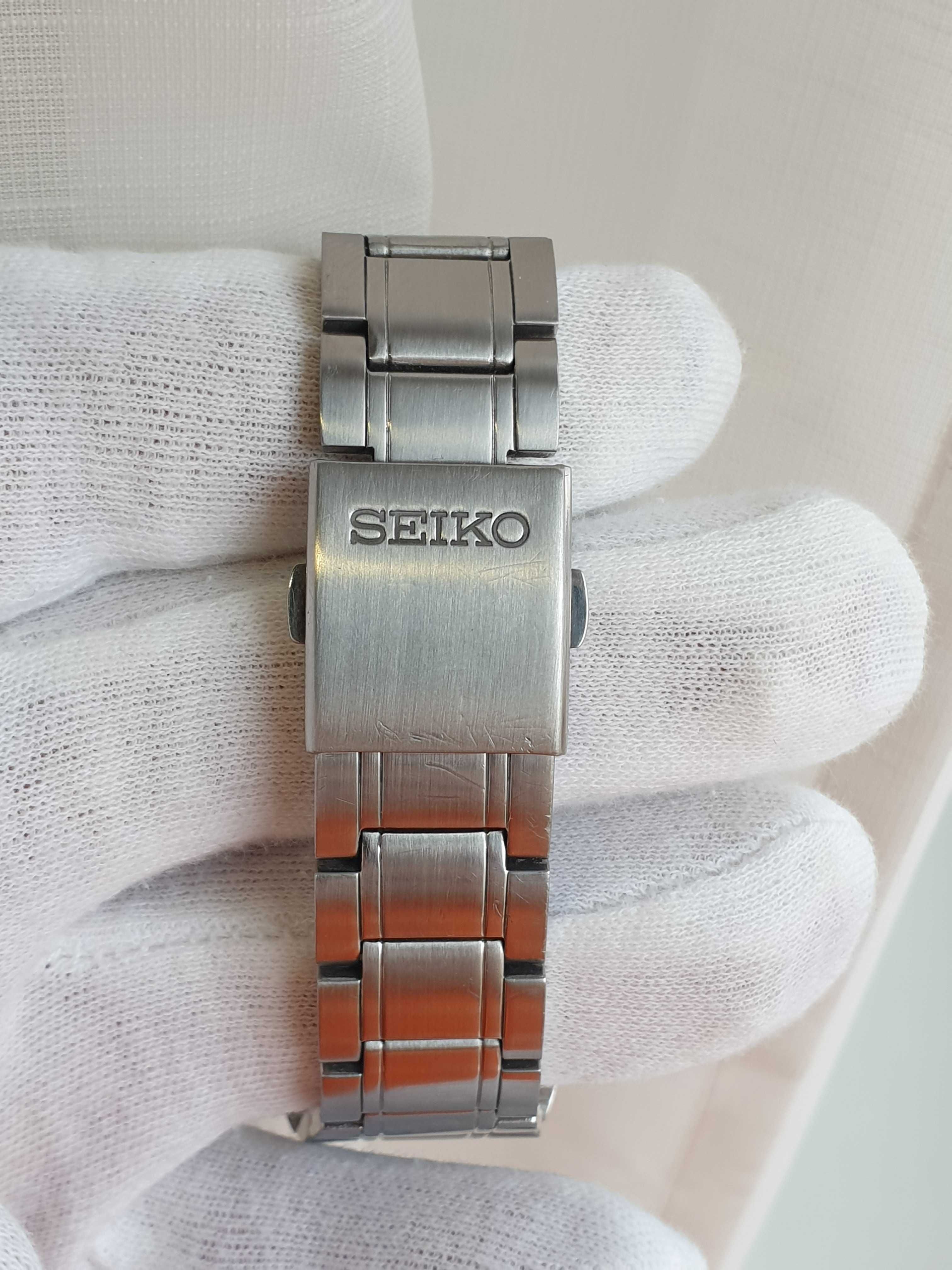 Чоловічий годинник часы Seiko Kinetic Sapphire 39мм 100м