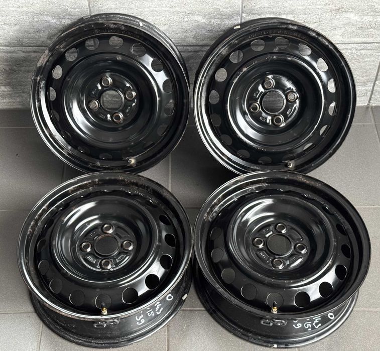 Felgi Stalowe 15'' 4X100 ET39 Toyota Yaris Kia Hyundai czujnikami TPMS