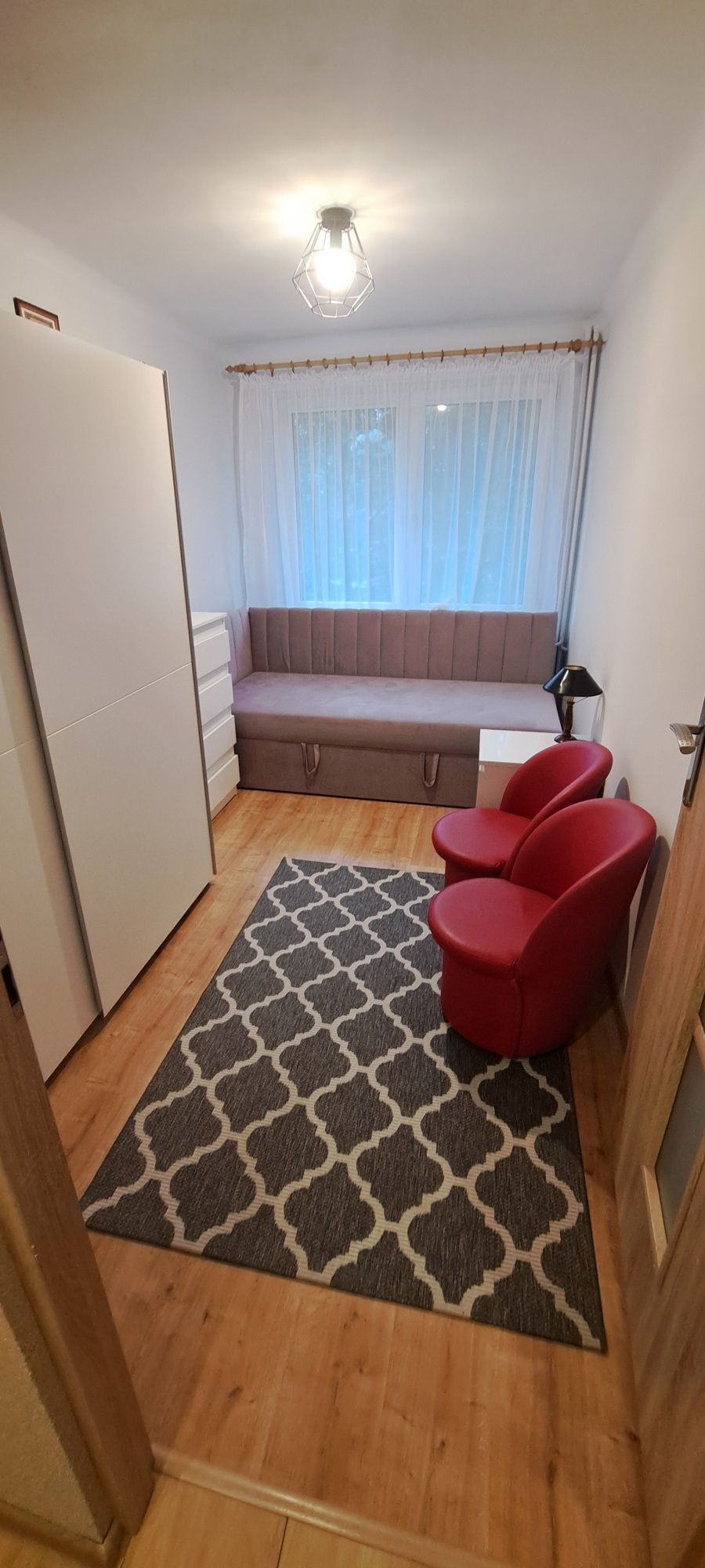 Wynajmę mieszkanie  w centrum Chęcińska