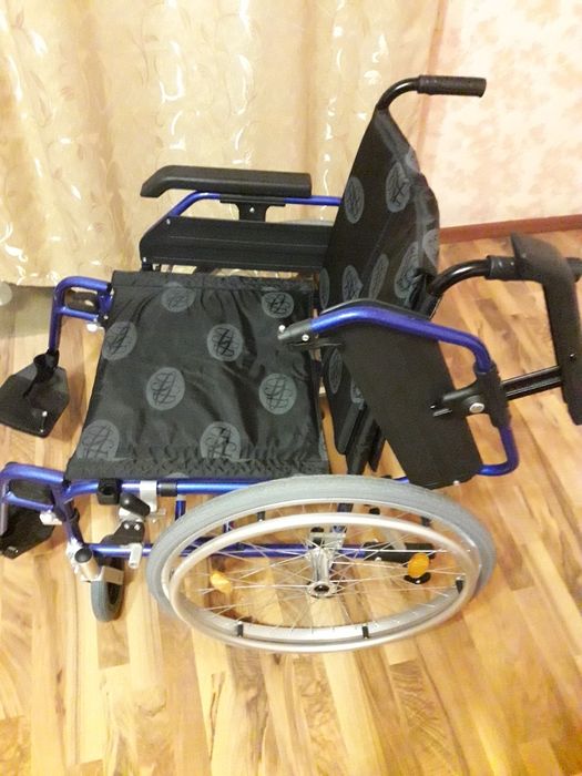 Инвалидная коляска
