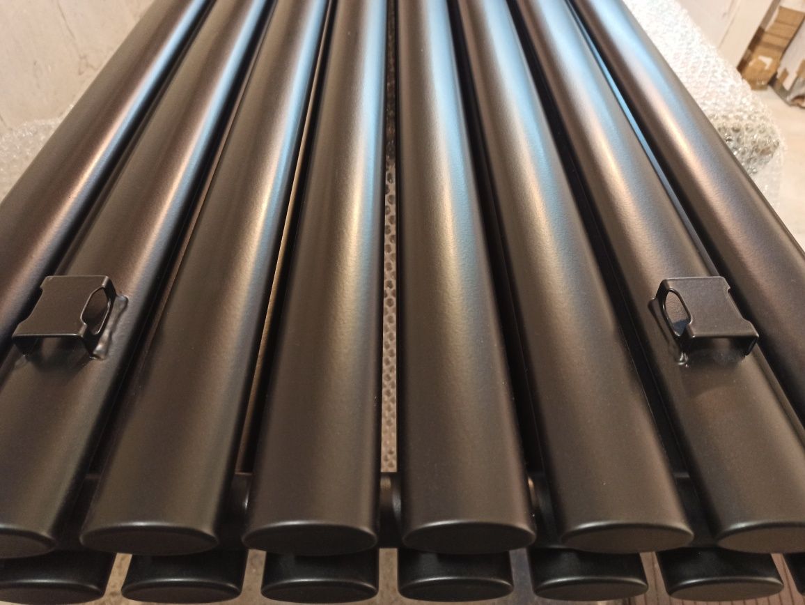 Grzejnik dekoracyjny Rene 180x48 1850 wat -50% czarny