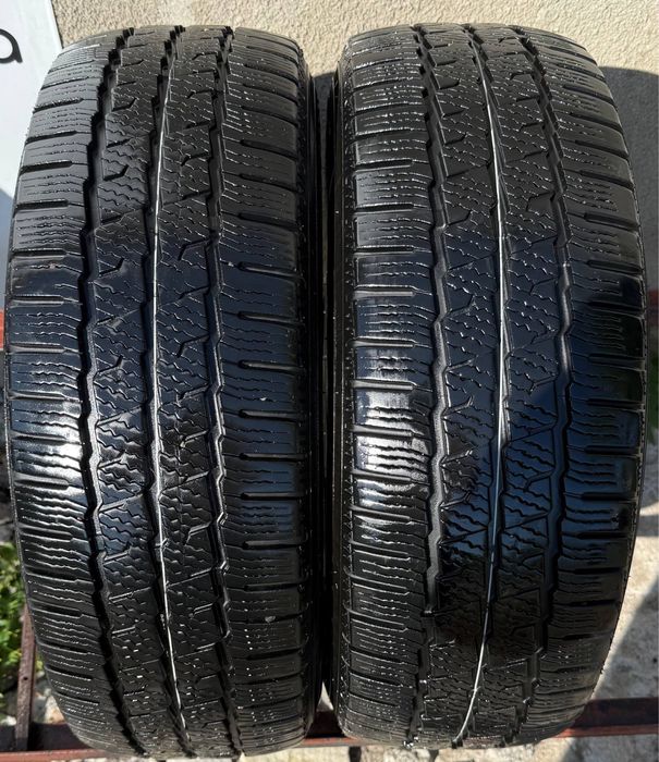 Шины б у 215/65R16c MAXXIS VANSMART SNOW WL2 зима