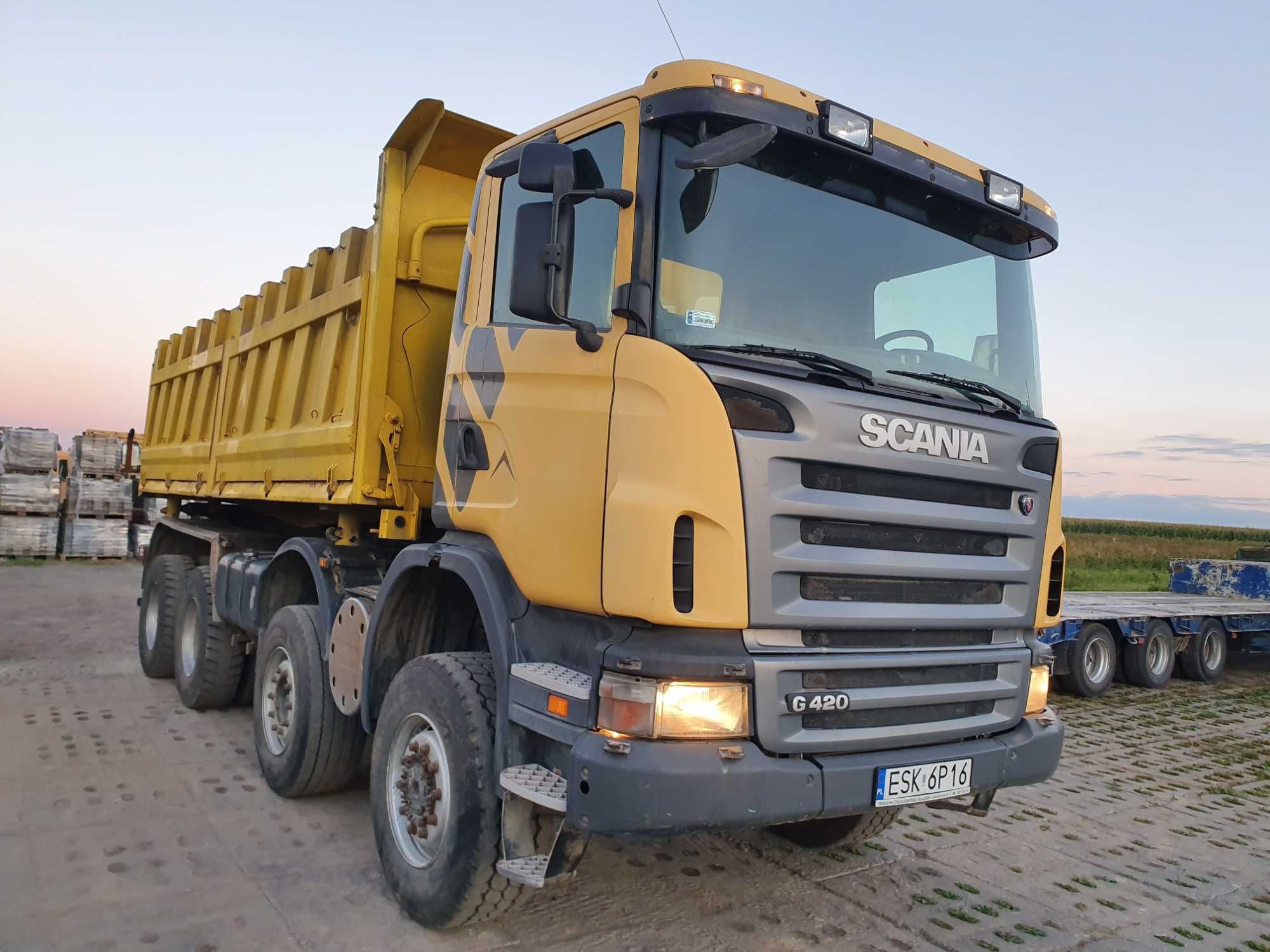 SCANIA WYWROTKA 8X6 R420 HPI rok produkcji 2009