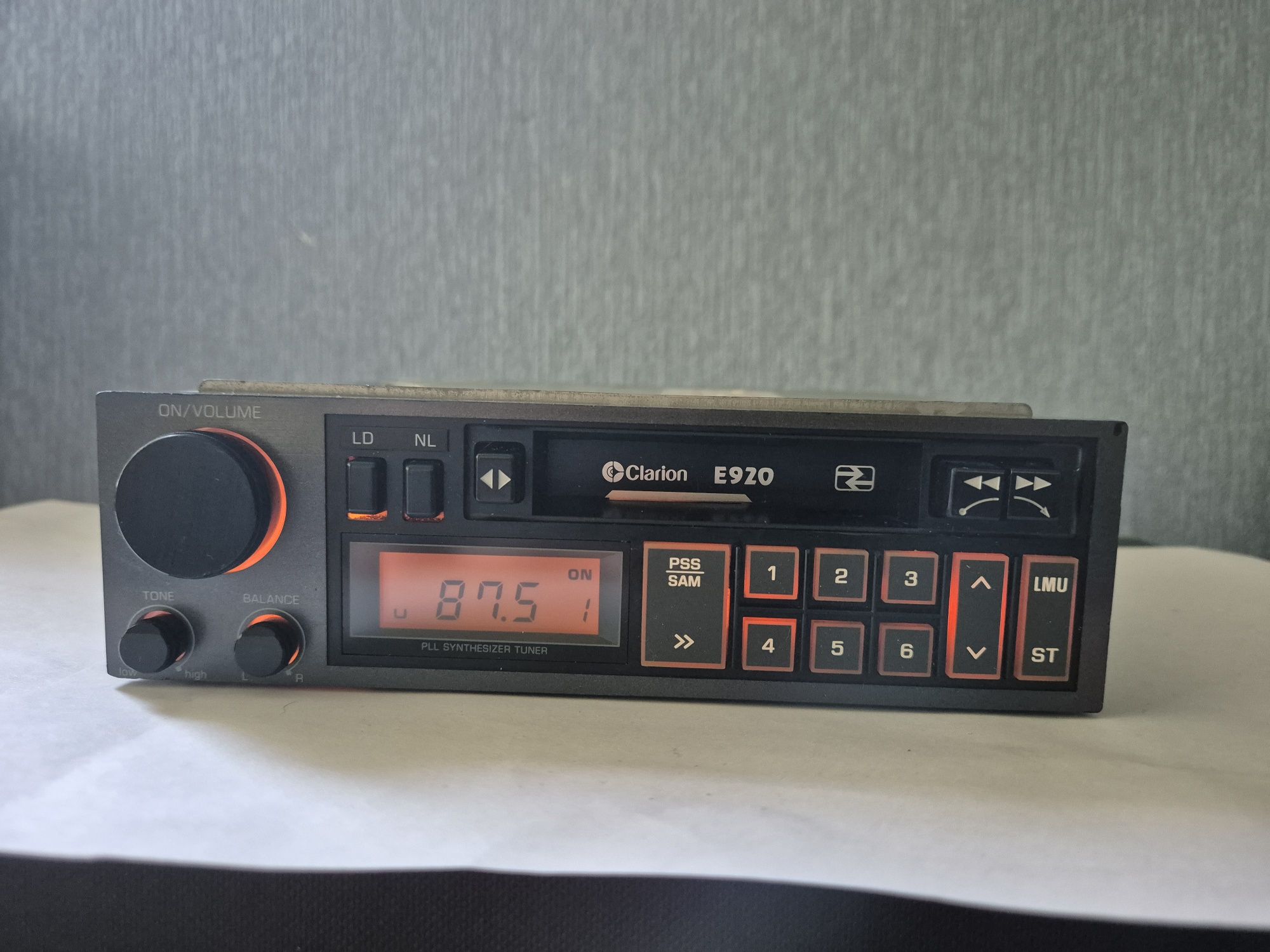 Unikatowe Radio Clarion E920 made in japan