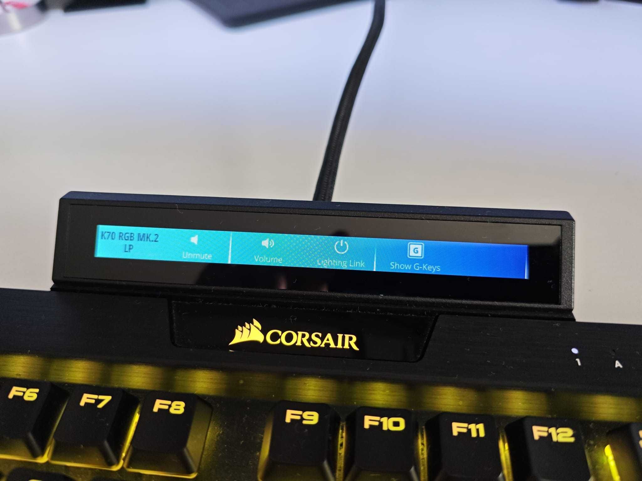 klawiatura Corsair K70 MK2 Low Profile + ekran dotykowy iCUE NEXUS