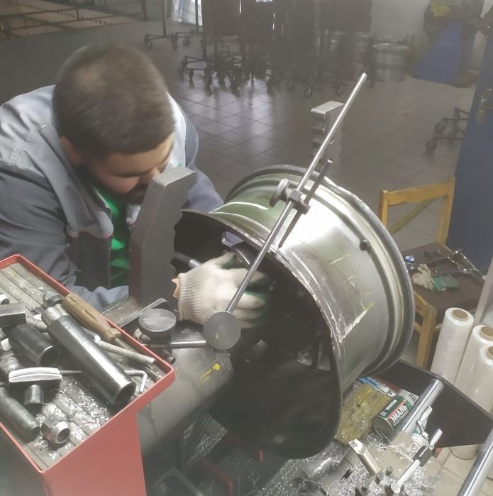 Реставрація та ремонт дисків, зварювання аргон, шиномонтаж