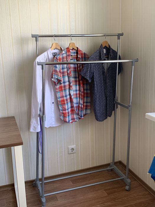 Вішак для одягу пересувний та регульований