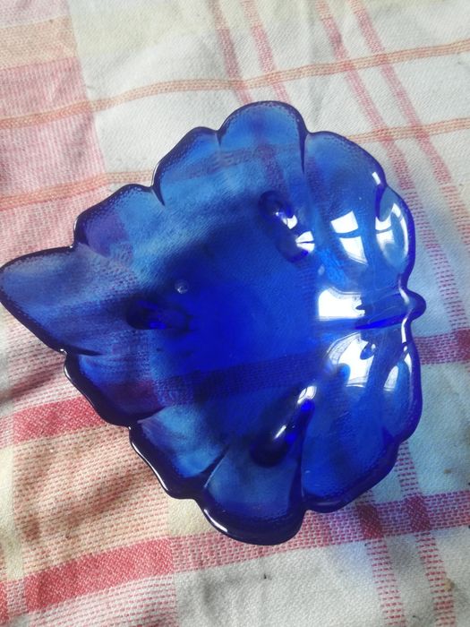 Patera liść kobaltowa szkło niebieskim