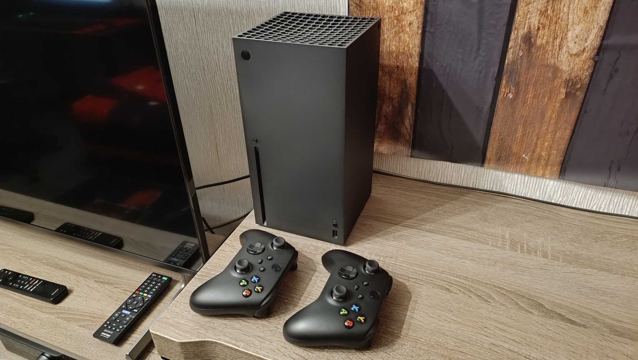Xbox Series X plus stacja ładująca