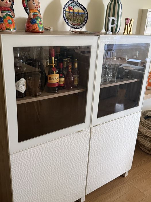 Movel cristaleira/ bar Ikea usado