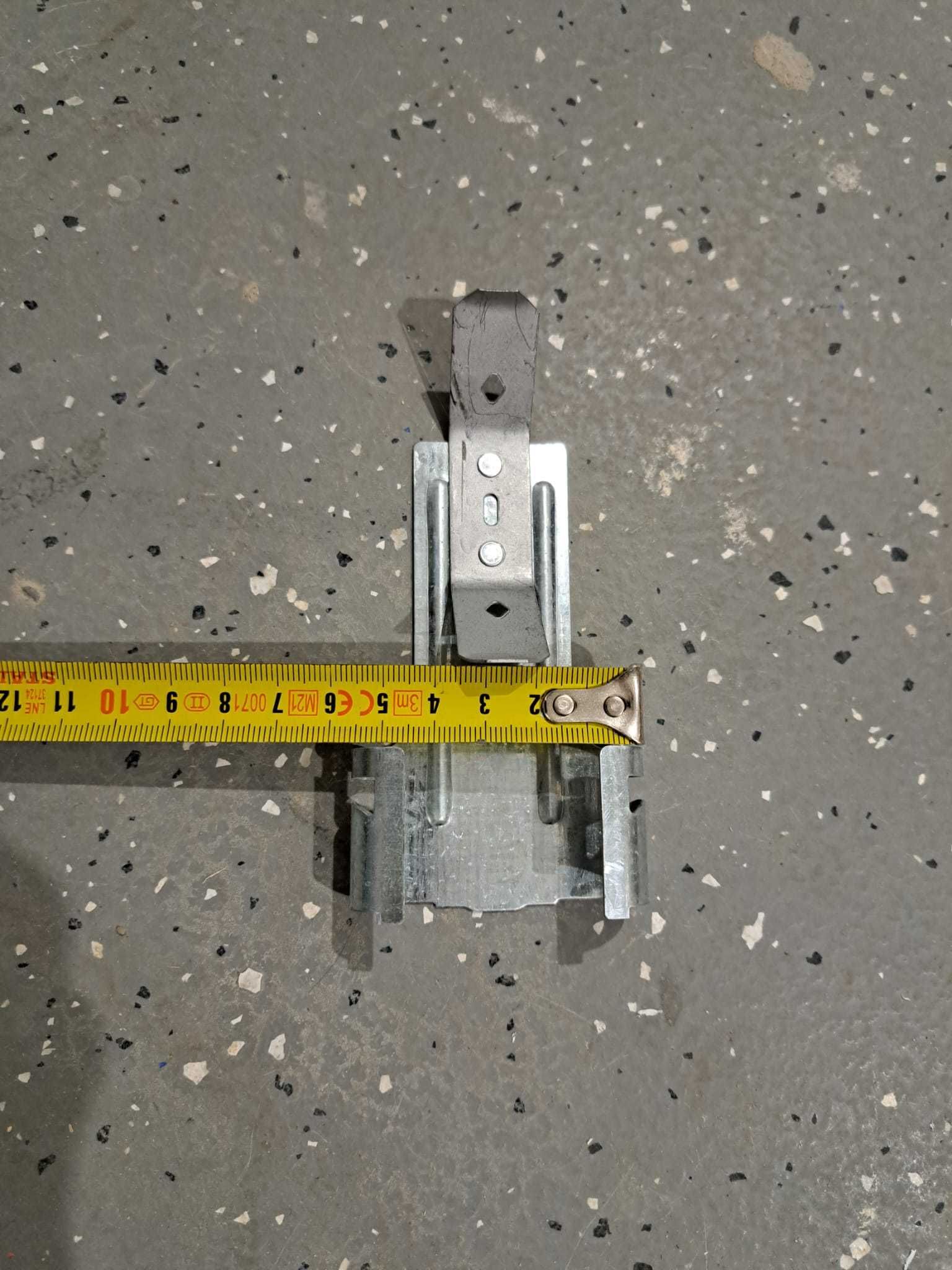 Wieszak obrotowy do profili CD 60 płyt GK, 18szt
