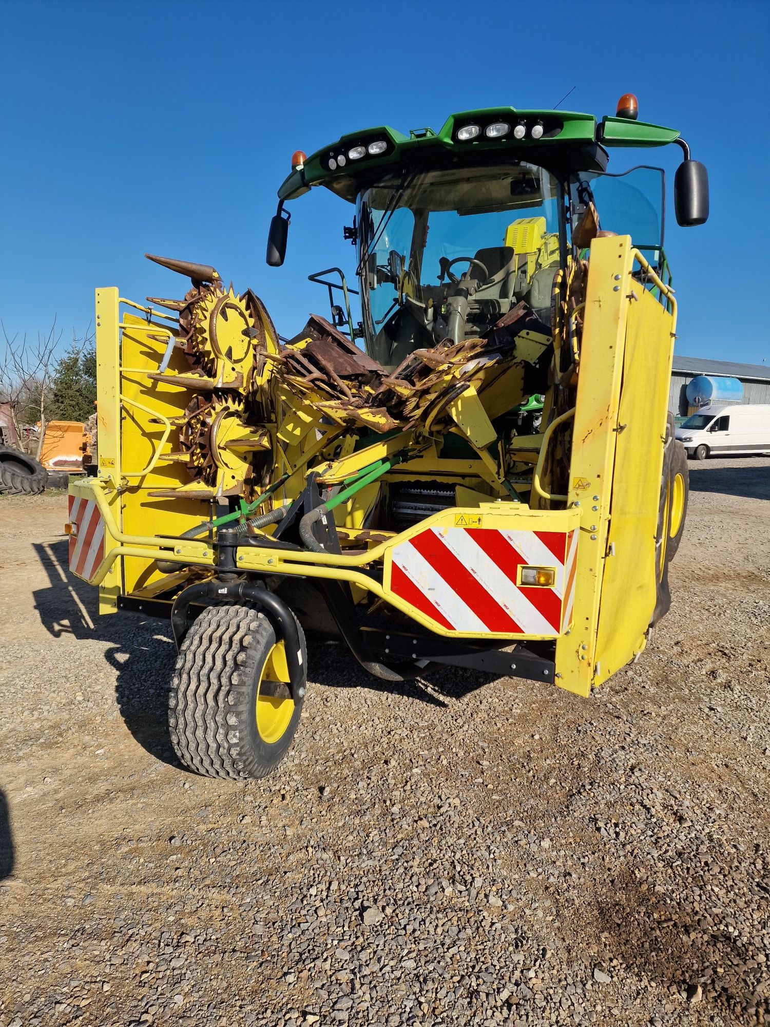 Sieczkarnia samobieżna John Deere 8400i, kemper 375 plus