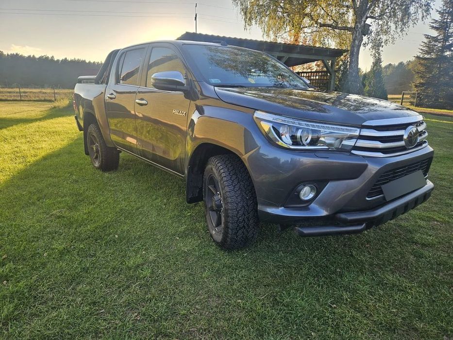 Toyota Hilux TOYOTA Hilux regukarny serwis, niski przebieg, stan techniczny bez zar