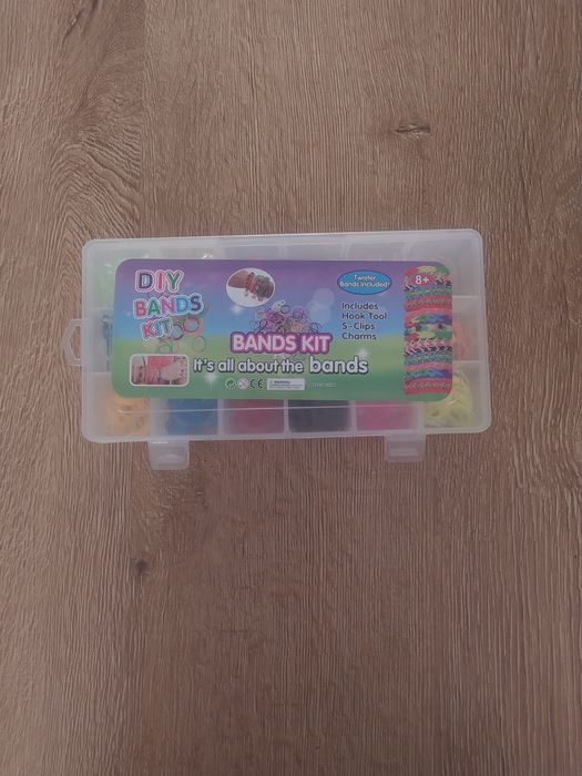 набір кольорових резинок для плетіння