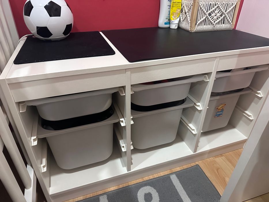 Arrumação com gavetas  IKEA