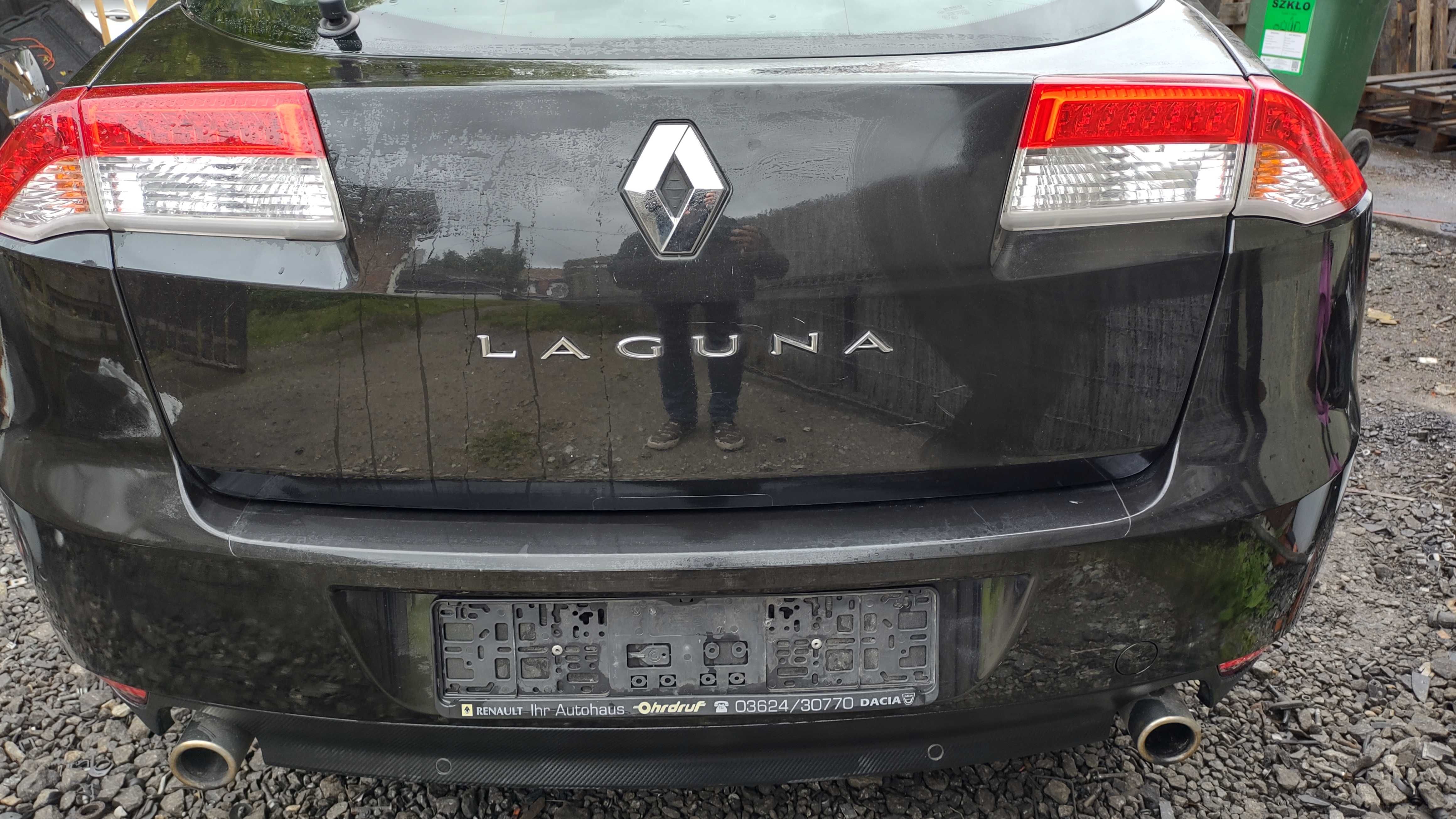 Renault Laguna 3. 2010 Rok Tył Samochodu Czarny NV 676