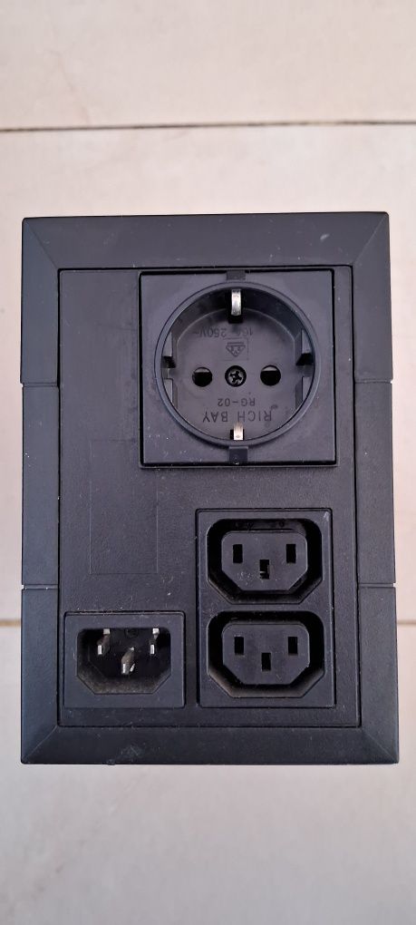 UPS Eaton 5E 650i DIN