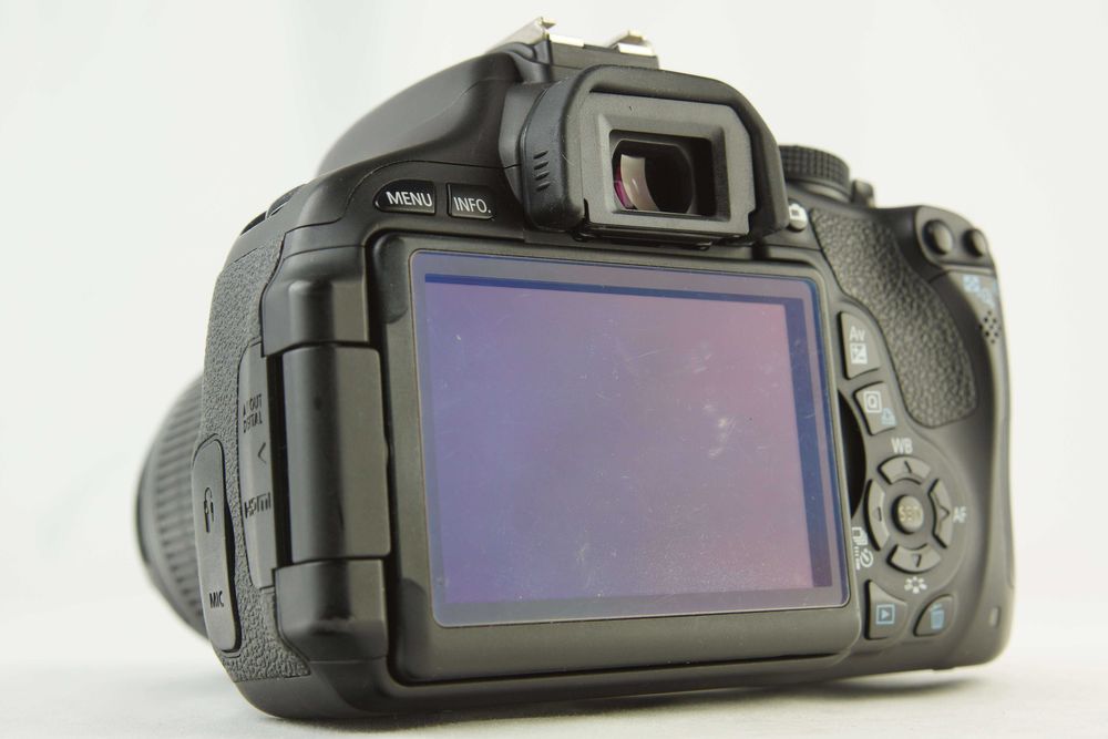 Aparat CANON EOS 600D 18Mpx + 18-55mm IS II 12.474 zdjęć Gwarancja FV