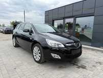 Opel Astra 1.4 Benzyna Podgrzewane Fotele Tempomat Nawigacja Alufelgi Czujniki