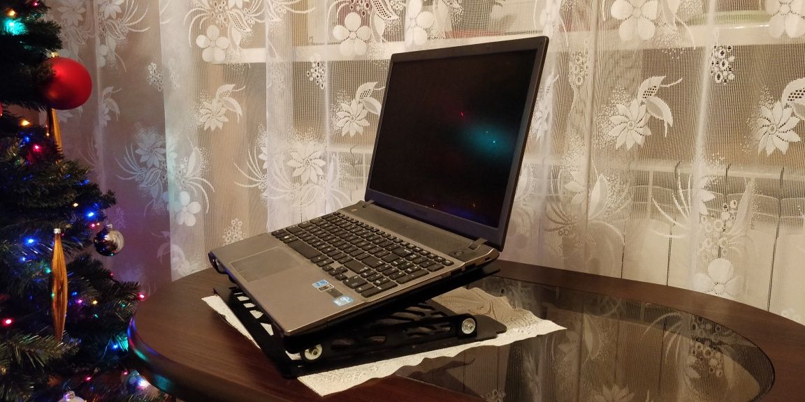 Podstawa pod laptopa
