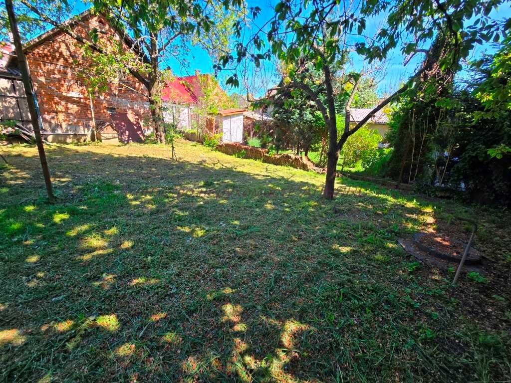 Будинок в центрі, рн  стадіону Авангард