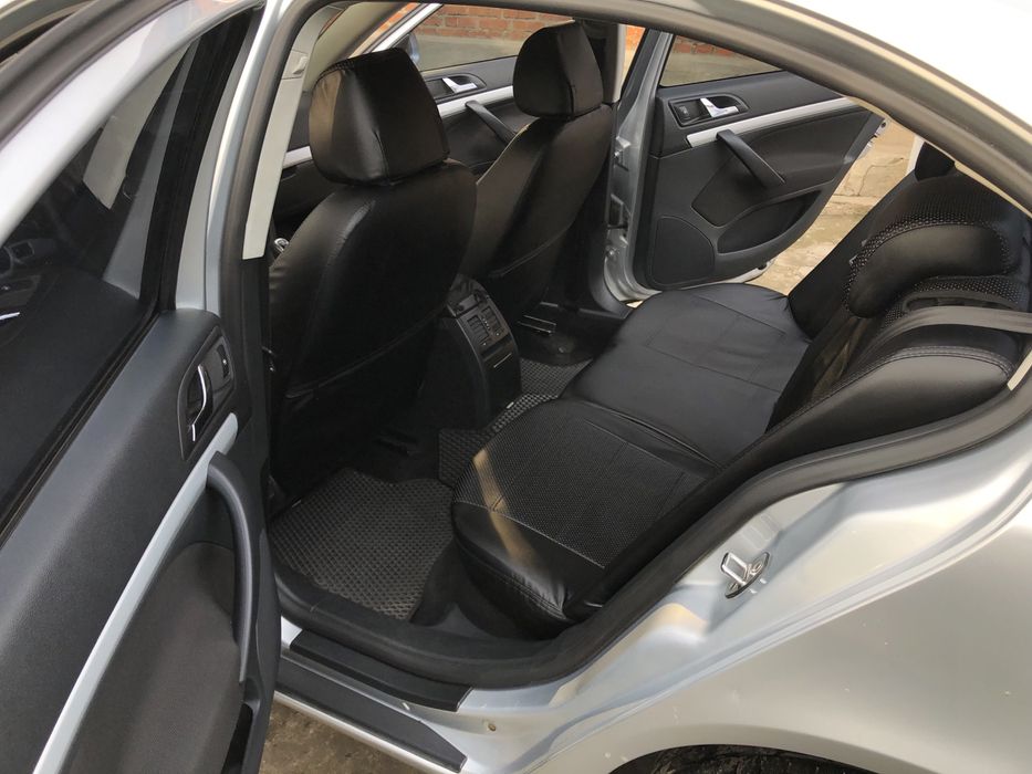 Skoda octavia 2011 1.8 tsi мех6