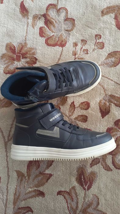 Демісезонні ботінки чобітки Weestep на байці, розмір 35, б/у