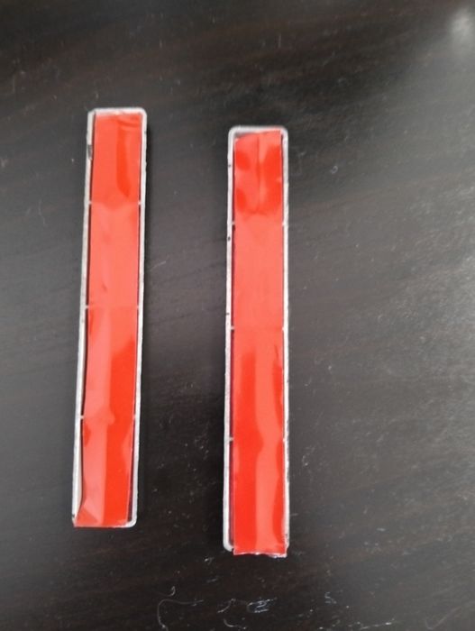 Emblemas  black edition Novos