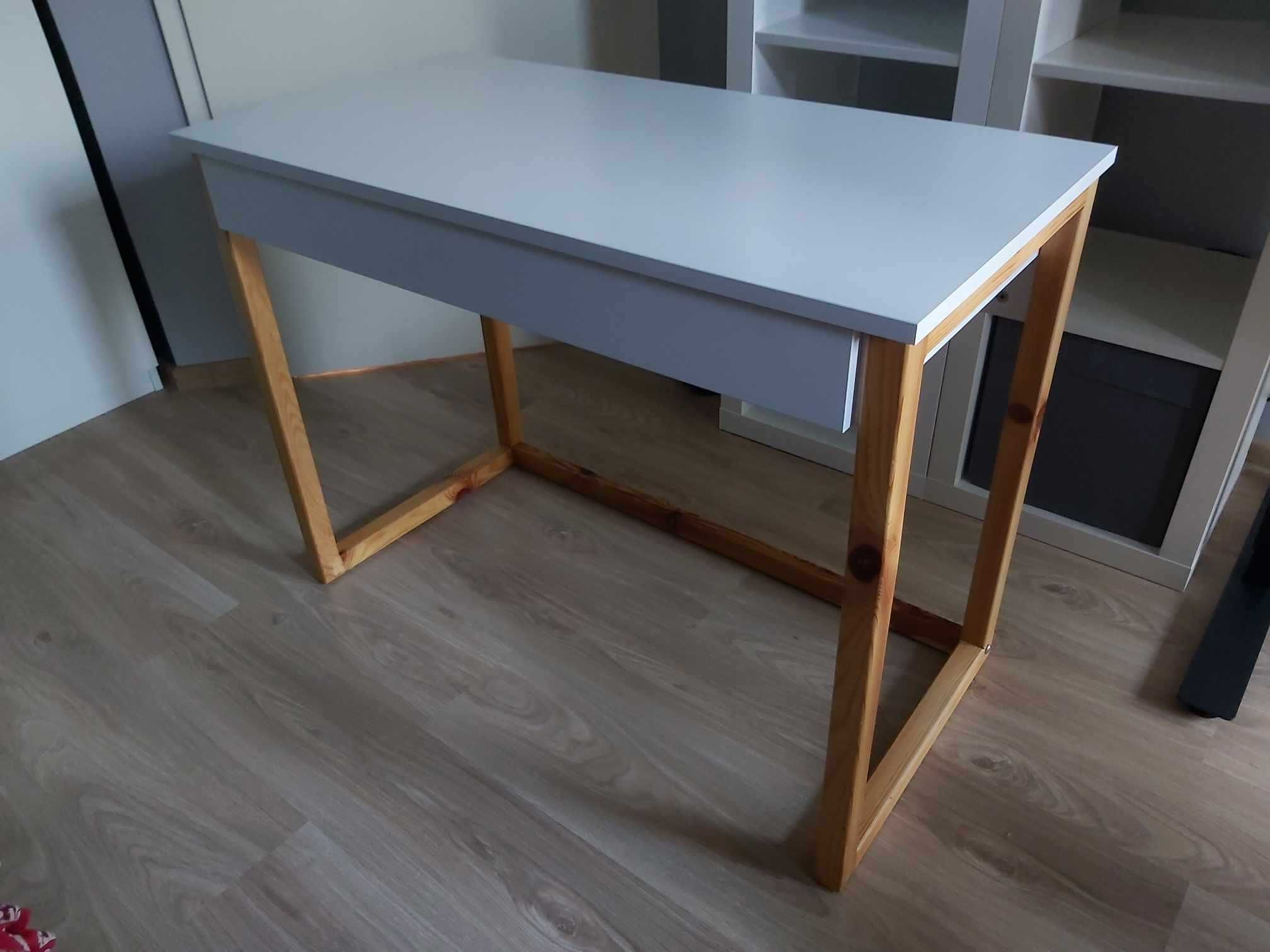 Zestaw krzesło LÅNGFJÄLL + biurko
