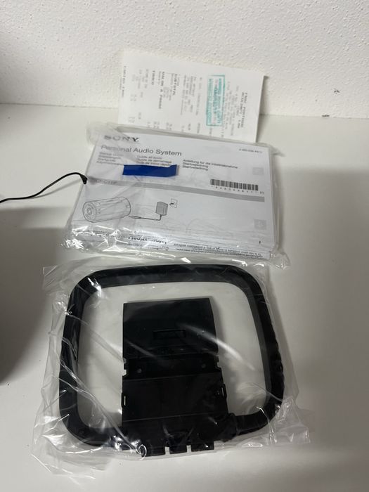 Rádio despertador Sony com Dock para iPhone