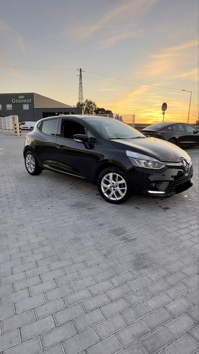 Renaul Clio -COMO NOVO