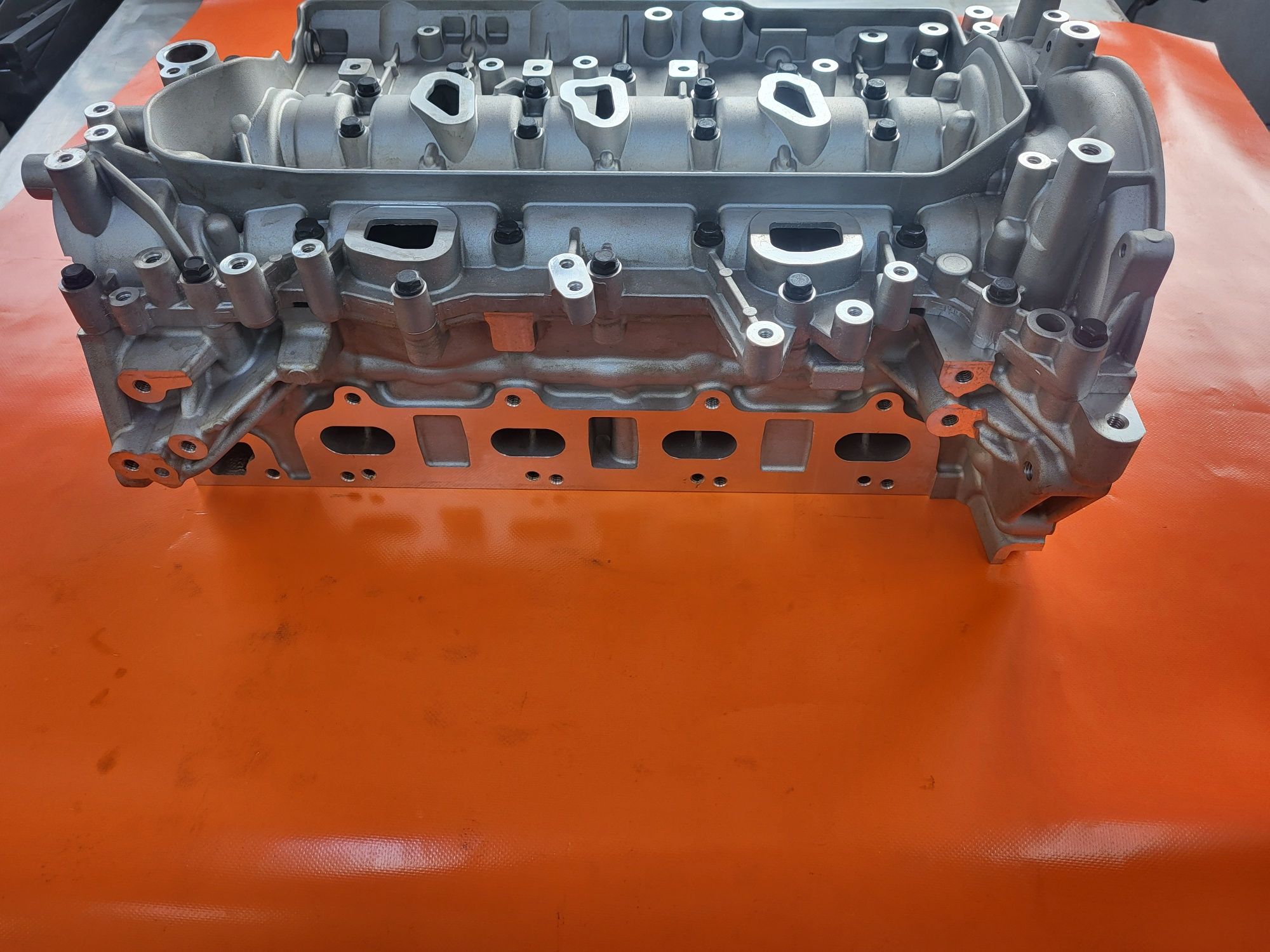 Nowa głowica Opel Movano 2,3 dci biturbo