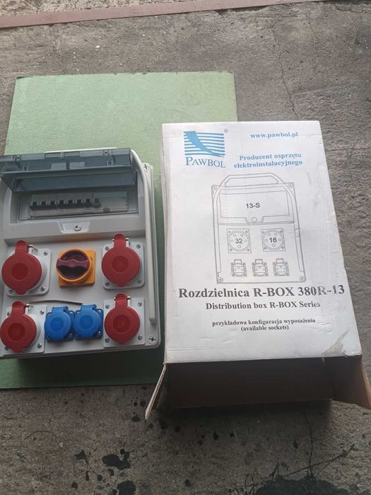 Rozdzielnica R-BOX 380 R-13