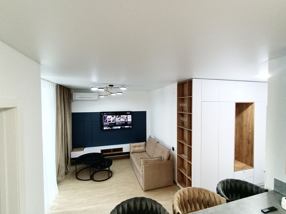 Апартаменти в центрі. Срібний дім Люкс