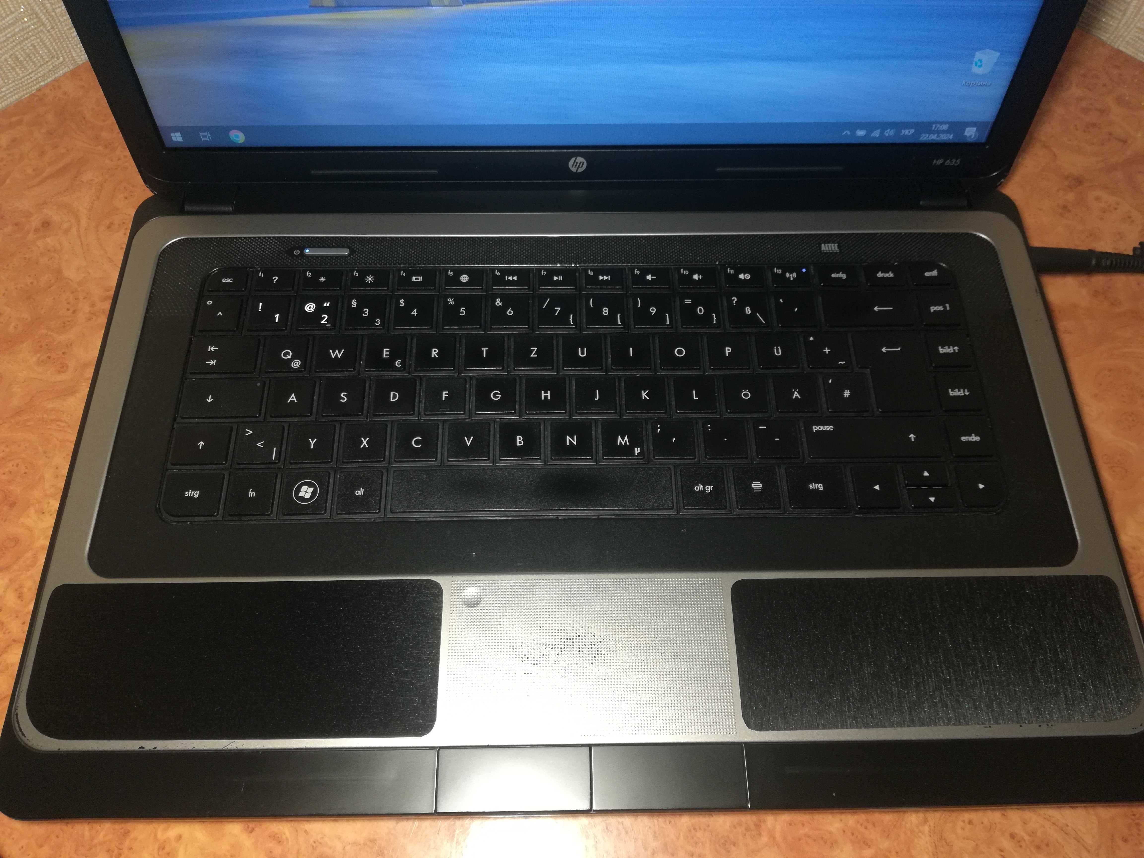 Ноутбук HP 635 / 15.6"