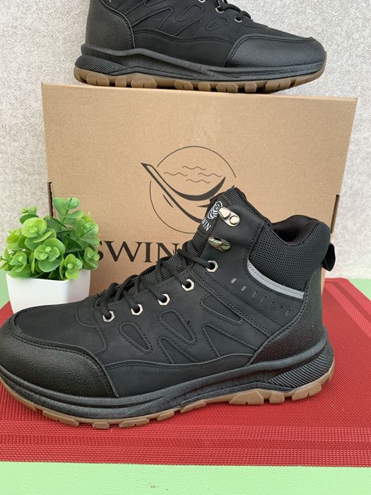 Кросівки чоловічі зимові термо р41.42.43.44.45