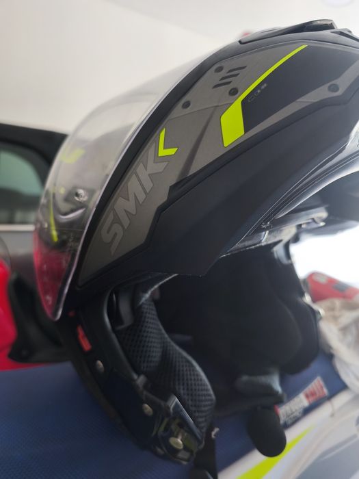 Capacete modular