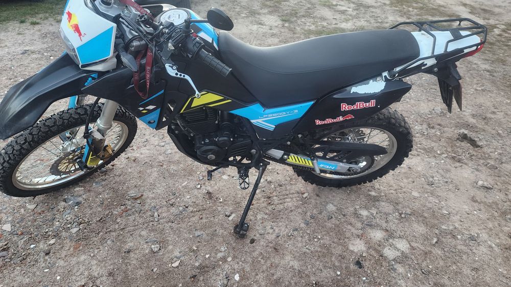 Продам мотоцикл Lifan LF250GY-3 ( kpx 250 ) enduro