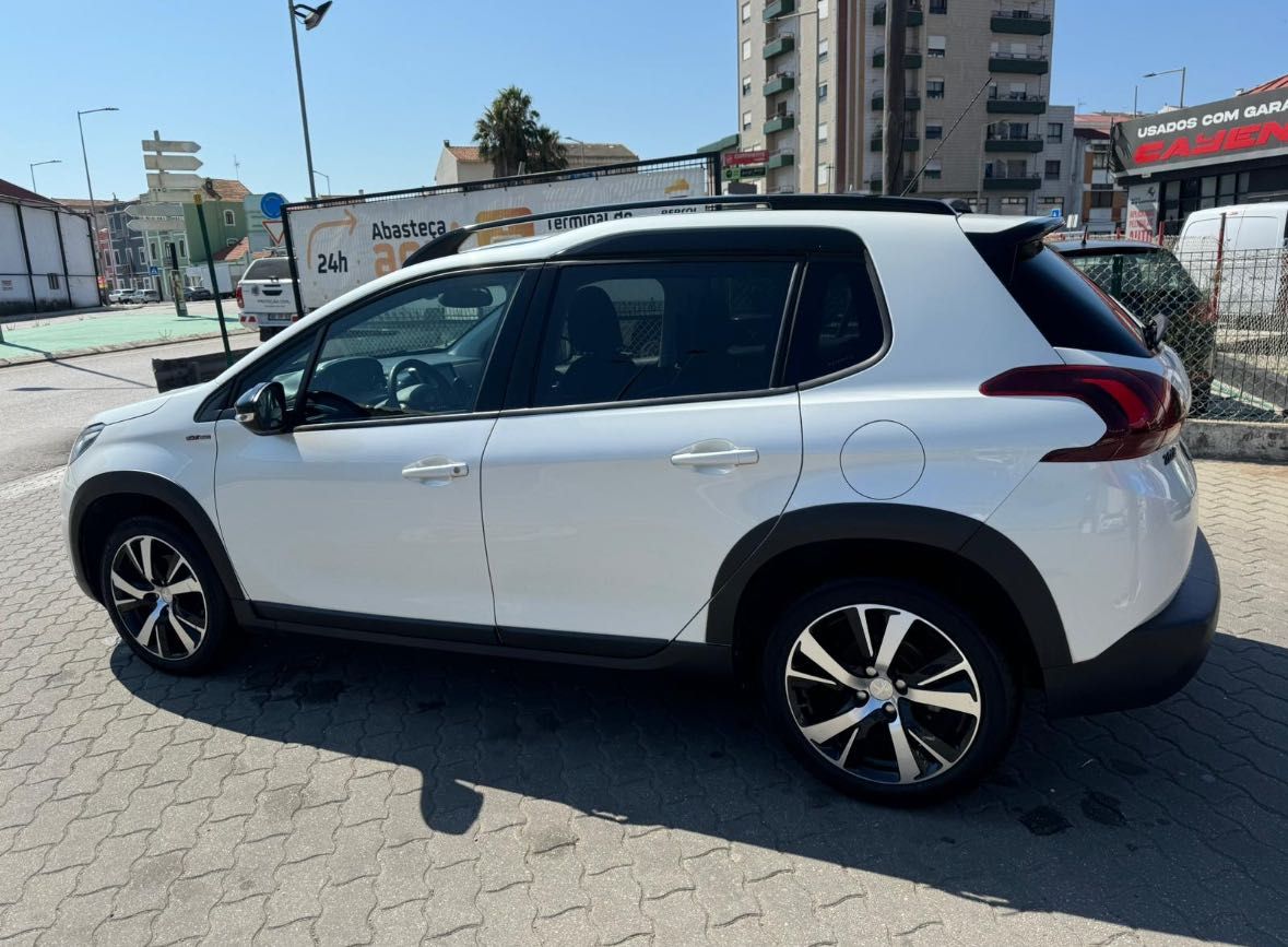 Peugeot 2008 Impecável
